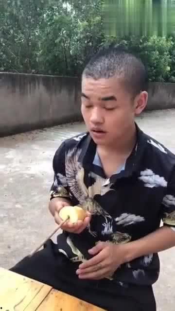 黑哥哥吃瓜,揭秘娱乐圈幕后故事