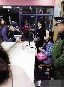 女生洗澡的视频,女生浴室温馨瞬间