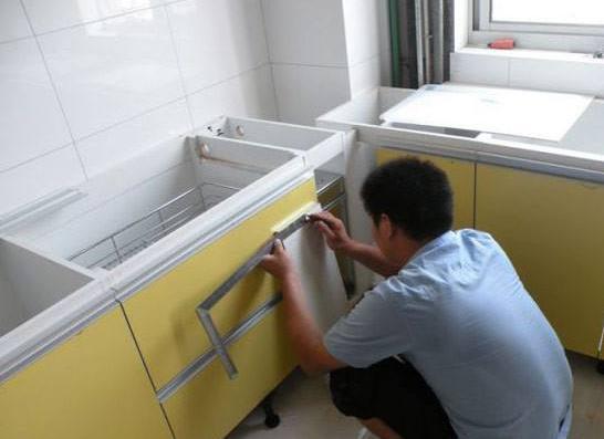 橱柜门安装视频,视频教程带你轻松上手