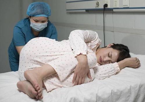 孕妇站立分娩视频,孕妇真实体验视频解析