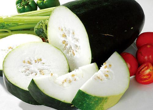 过年吃的黑角瓜是什么,黑角瓜的独特风味与过年习俗