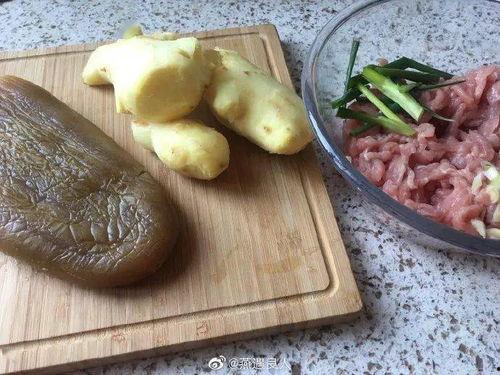 过年吃的黑角瓜是什么,黑角瓜的独特风味与过年习俗