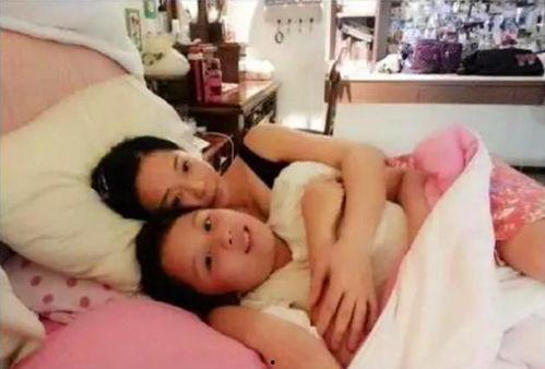 日本摸奶视频,背后真相令人震惊