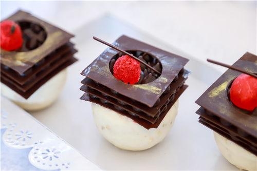 西点视频,跟随西点视频，轻松掌握烘焙艺术