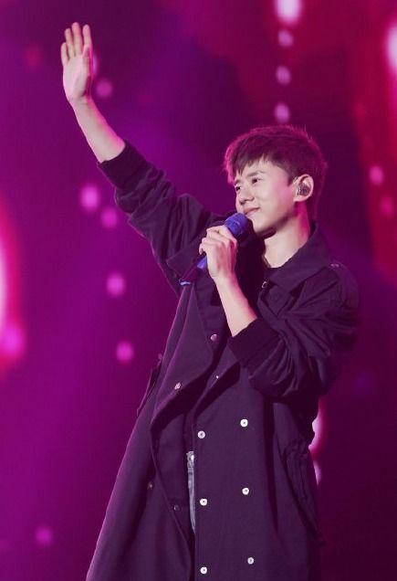 张杰的视频,激情演绎，视听盛宴