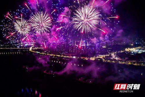 烟花秀视频,烟花秀绽放的视觉盛宴