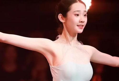 幸福的脸舞蹈视频原版,揭秘“幸福的脸”舞蹈视频原版魅力