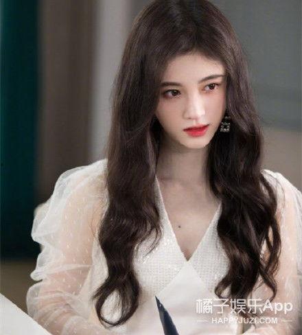 吃瓜明星爆料鞠婧祎图片,吃瓜明星揭秘娱乐圈真相！”