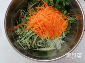 擀面皮的做法视频,轻松学会家常美味