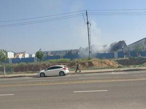 119消防车救火现场视频,火场救援现场直击