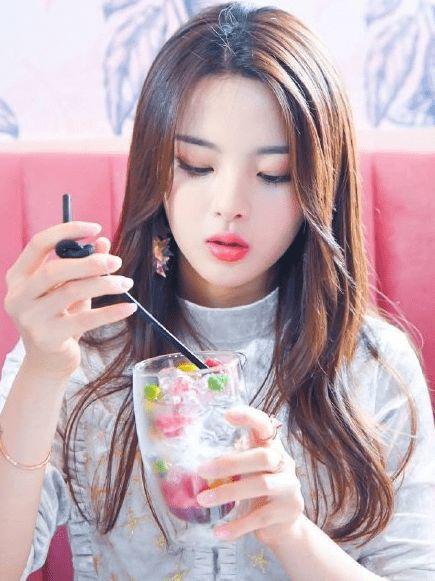 熟女视频网站,探寻成熟魅力与情感共鸣的虚拟世界