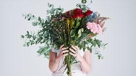 花束教程视频,轻松学会制作精美花束的秘诀