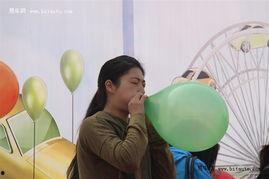 吹气球视频,揭秘吹气球视频的魅力与技巧