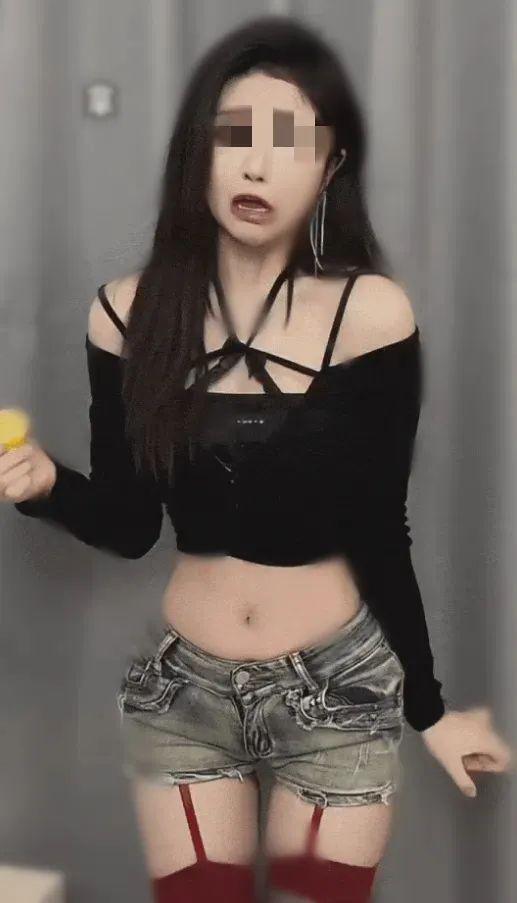 美女视频黄,揭秘网络美女视频背后的黄暴内容