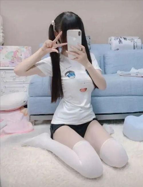 穿白丝视频,白丝穿搭视频解析