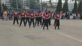 花球操舞蹈视频,青春飞扬——花球操舞蹈视频赏析