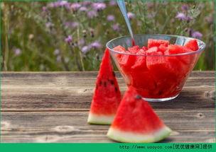 糖尿病吃黑瓜好不好呢,黑瓜的益处与食用建议